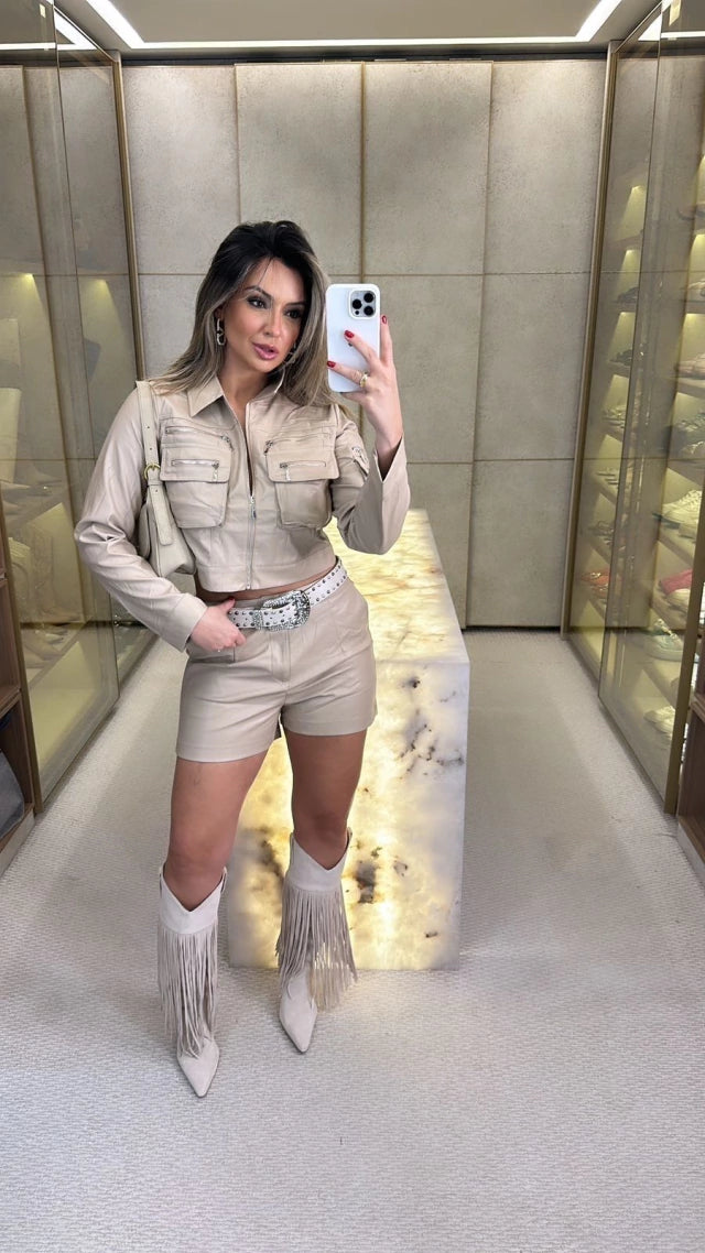 Conjunto Jaqueta Zíper e Short