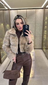 Casaco Curto Pelinhos